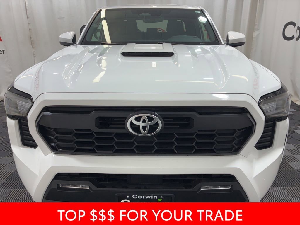 Used 2024 Toyota Tacoma TRD Sport AWD/4WD image 2