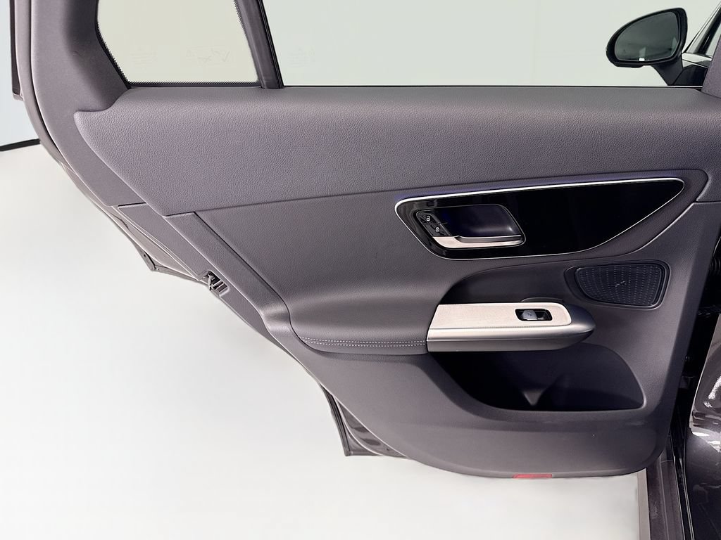 Certified 2026 Mercedes-Benz GLC 300 image 24