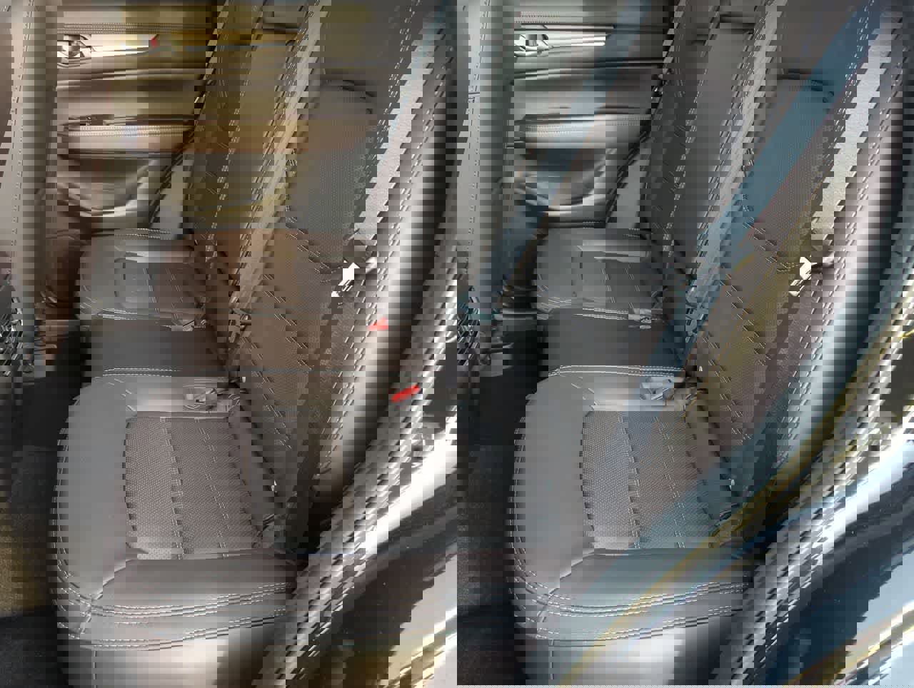 New 2025 MAZDA CX-5 Signature image 18