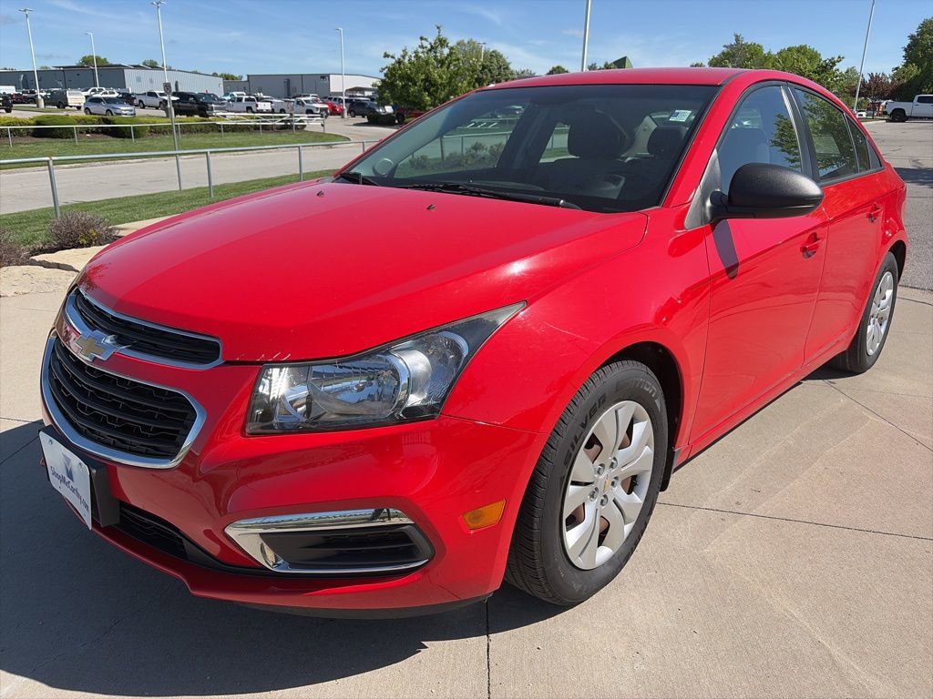 Used 2016 Chevrolet Cruze LS FWD image 4