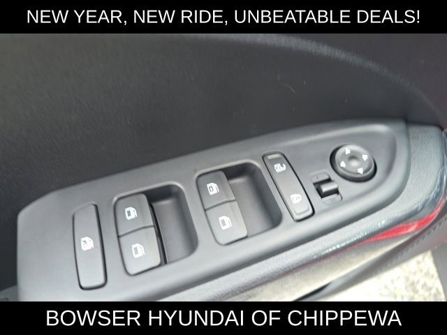 New 2026 Hyundai Venue SEL image 7