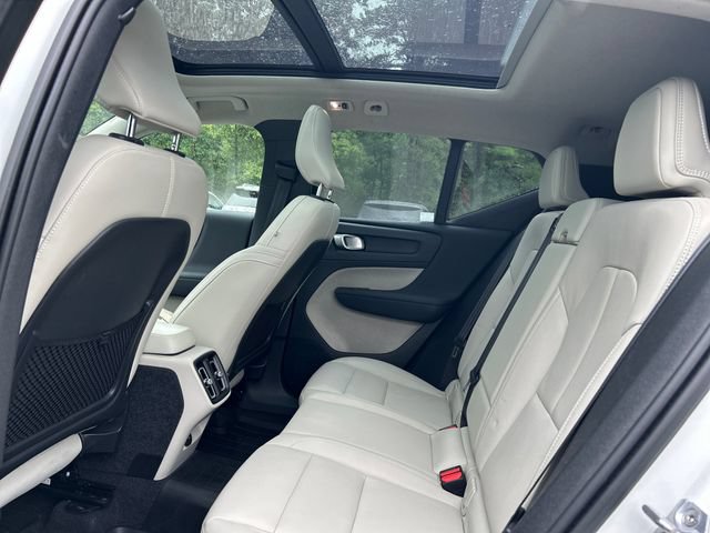 Used 2021 Volvo XC40 T5 Inscription w/ Protection Package Premier AWD/4WD image 21