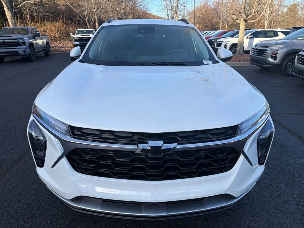 New 2025 Chevrolet Trax LT w/ LT Convenience Package image 9