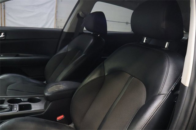 Used 2018 Kia Optima S w/ 18" Alloy Wheels Package image 21