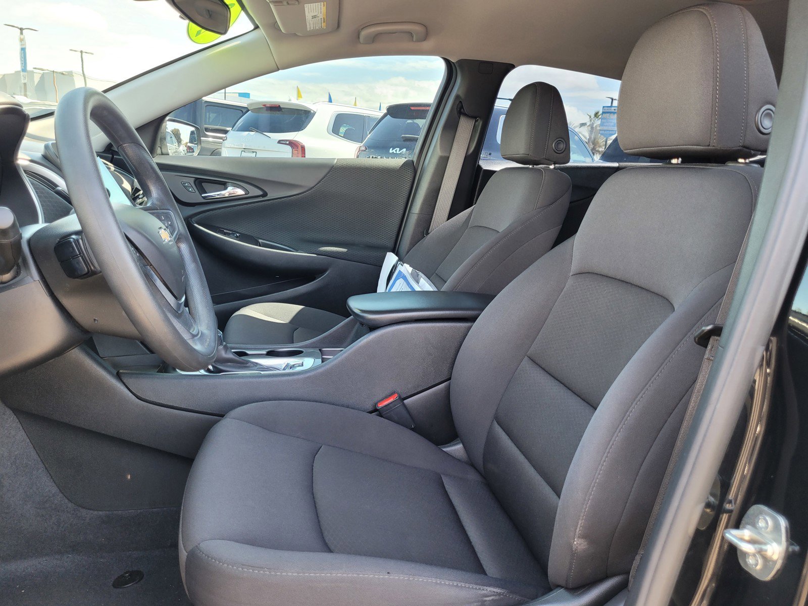 Used 2023 Chevrolet Malibu LS FWD image 10