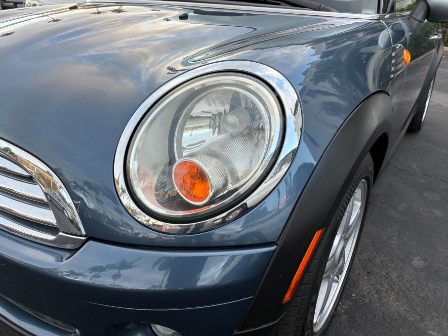 Used 2010 MINI Cooper Clubman Hardtop image 31