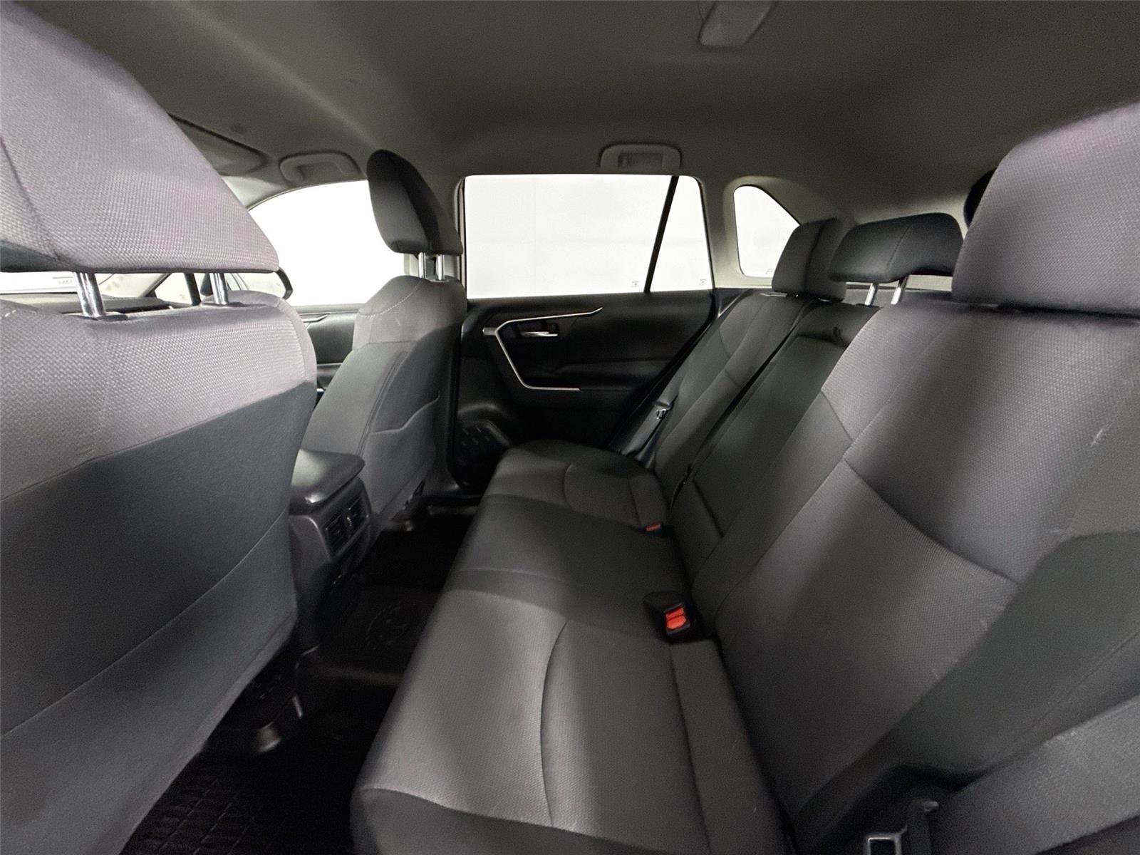 Certified 2025 Toyota RAV4 XLE image 31