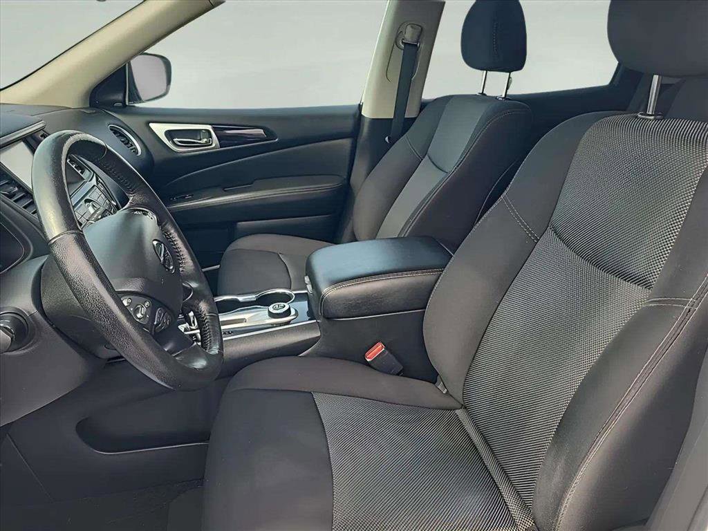 Used 2019 Nissan Pathfinder SV w/ SV Tech Package AWD/4WD image 11