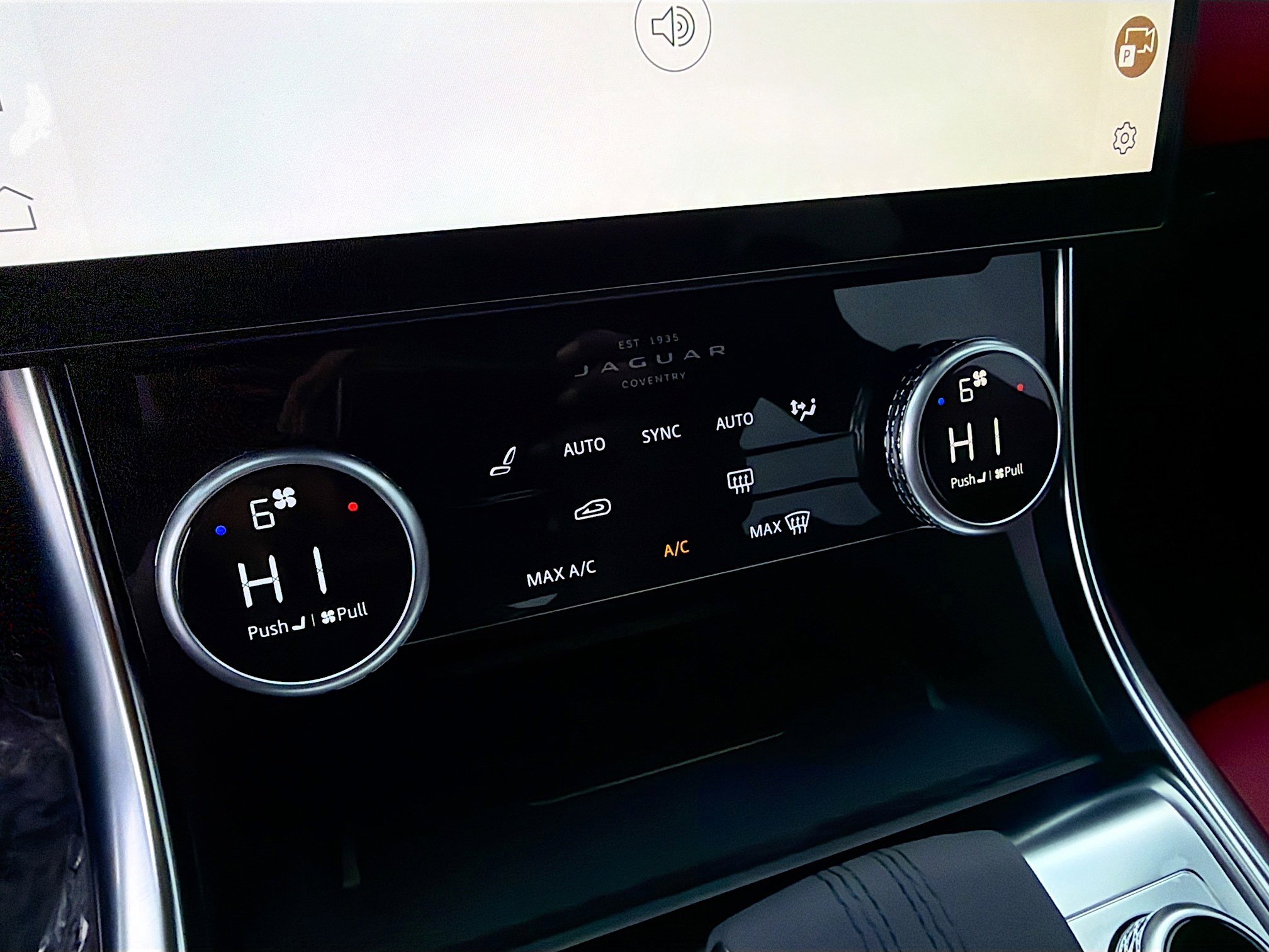 Used 2024 Jaguar XF R-Dynamic SE image 35