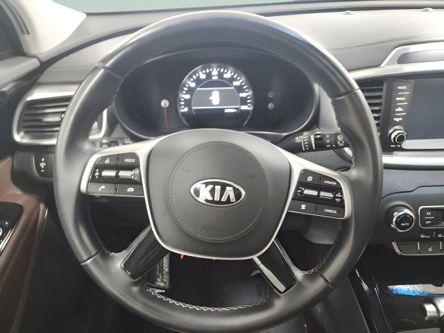 Used 2019 Kia Sorento SX image 28