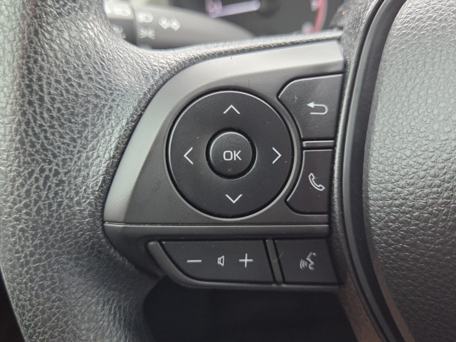 Certified 2023 Toyota Corolla Cross L FWD image 22