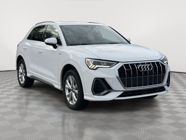 Used 2025 Audi Q3 2.0T Premium AWD/4WD image 4