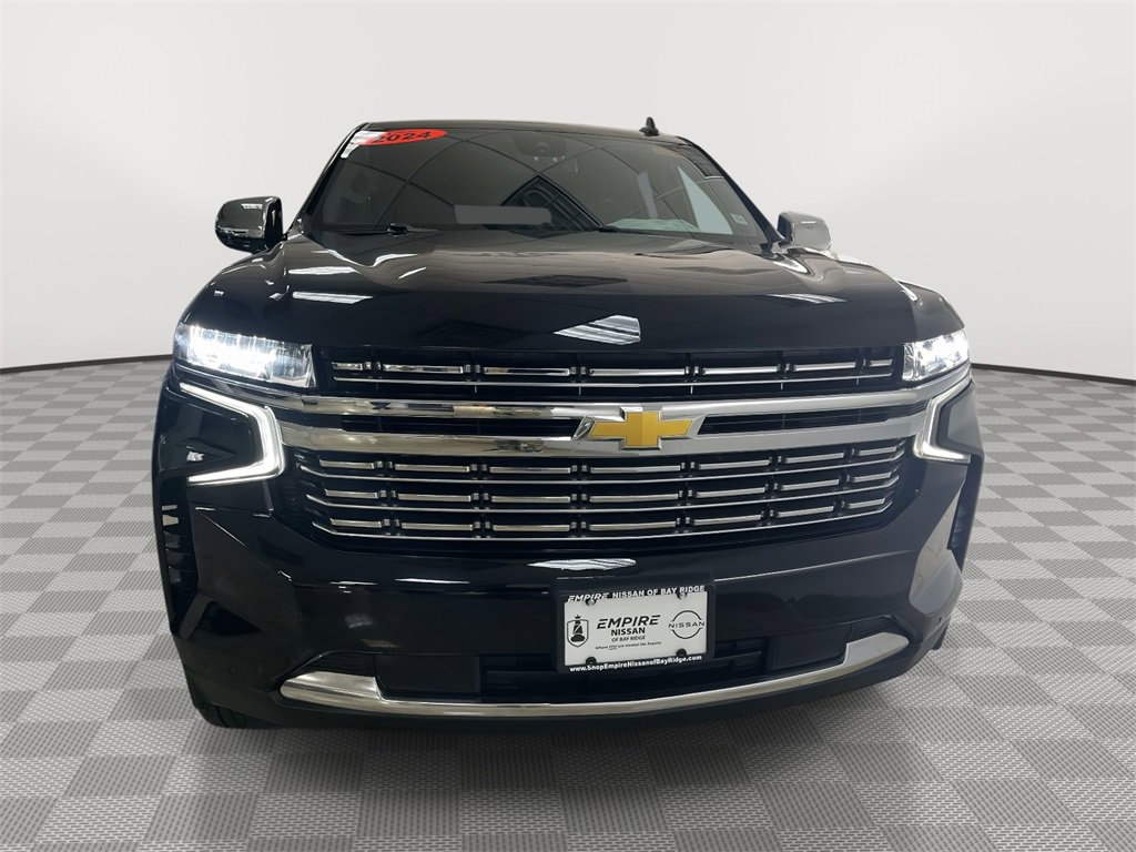 Used 2024 Chevrolet Suburban Premier image 7