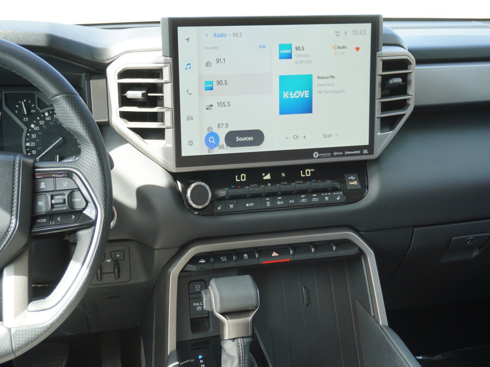 Used 2023 Toyota Tundra Limited AWD/4WD image 17