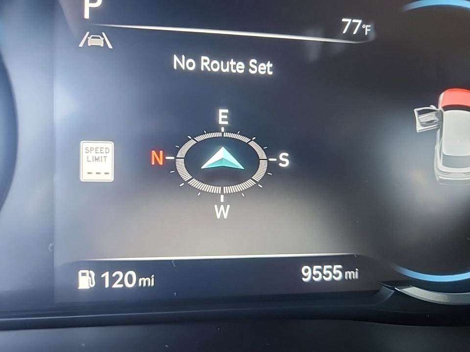 Used 2025 Genesis GV70 2.5T image 5