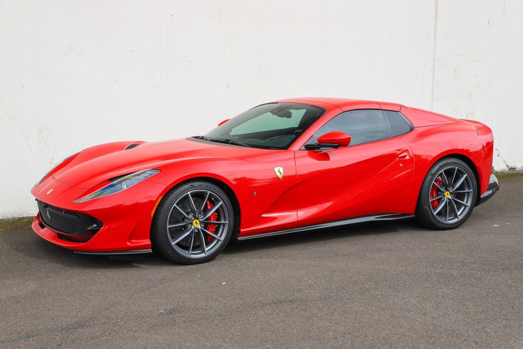 Used 2023 Ferrari 812 GTS RWD image 17