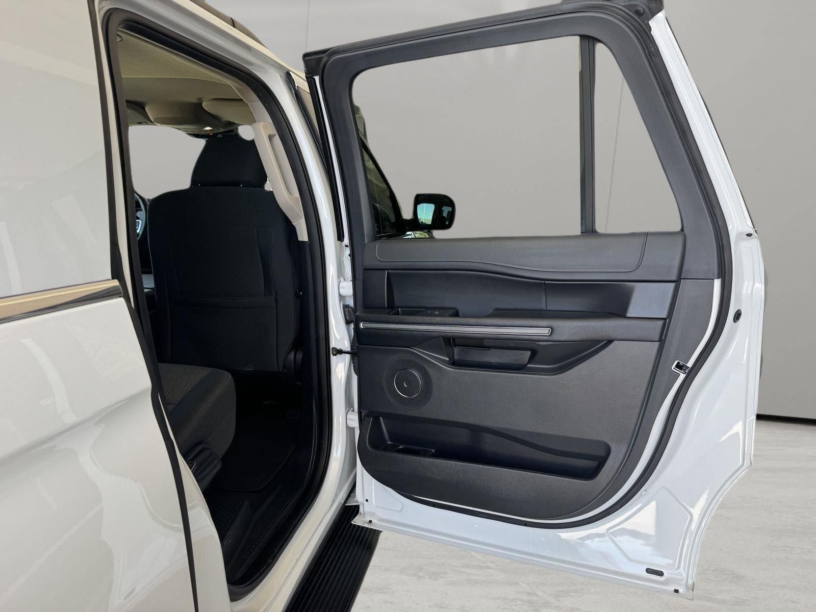 Used 2024 Ford Expedition Max XLT AWD/4WD image 26