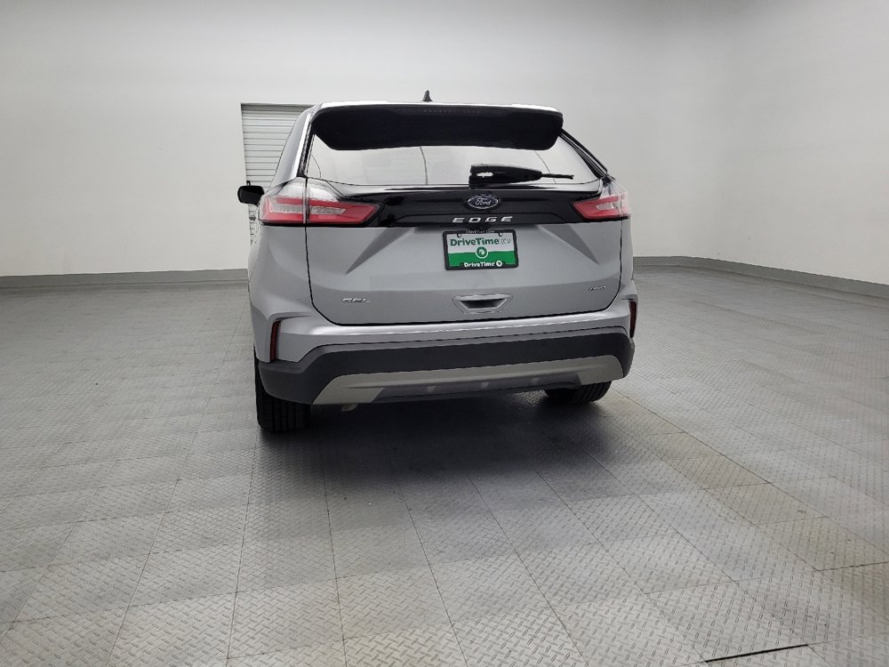 Used 2023 Ford Edge SEL image 6