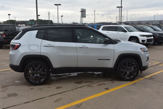 New 2026 Jeep Compass Limited AWD/4WD image 4