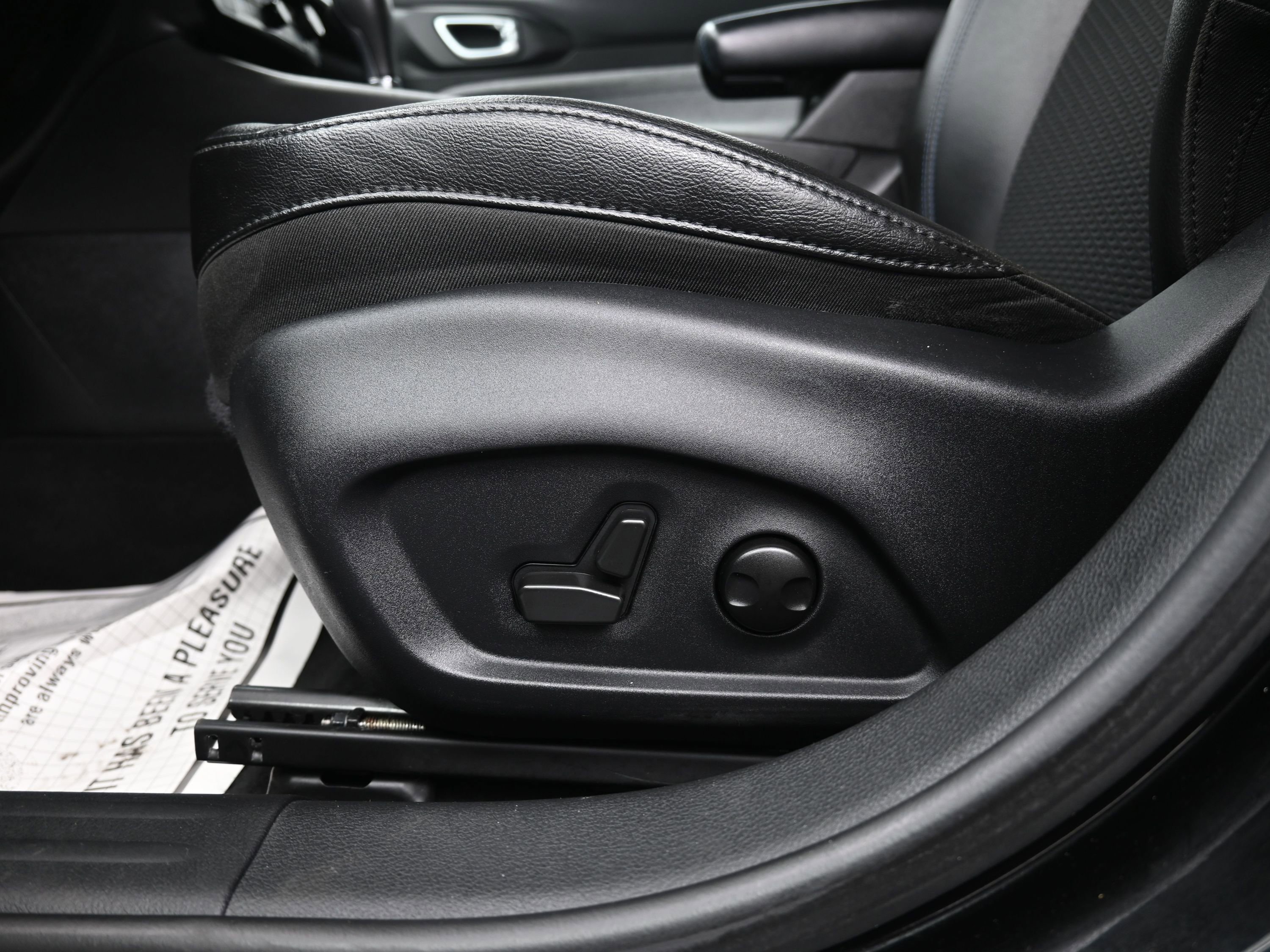 Used 2022 Jeep Compass Latitude w/ Convenience Group image 17