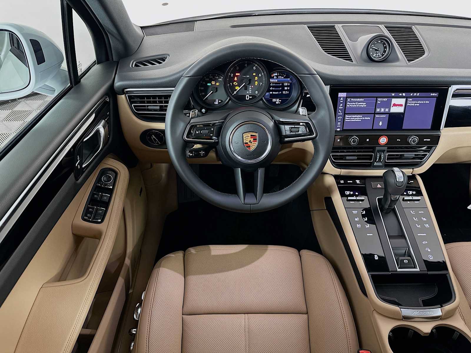New 2026 Porsche Macan AWD/4WD image 24