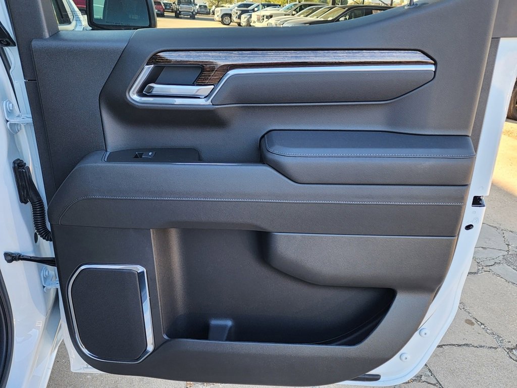 New 2026 GMC Sierra 1500 Elevation image 39
