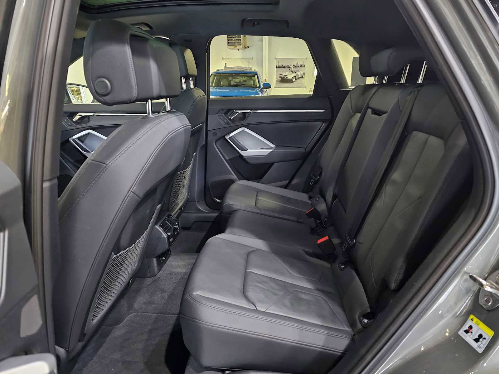 Used 2023 Audi Q3 2.0T Premium w/ Convenience Package image 18