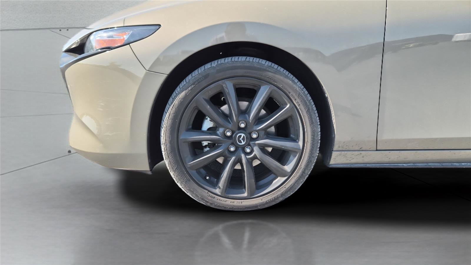 Used 2024 MAZDA MAZDA3 s AWD/4WD image 22
