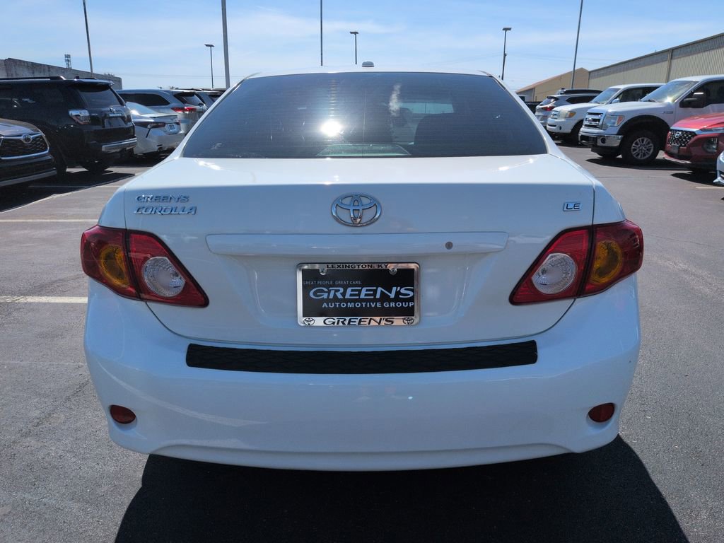Used 2010 Toyota Corolla LE FWD image 5