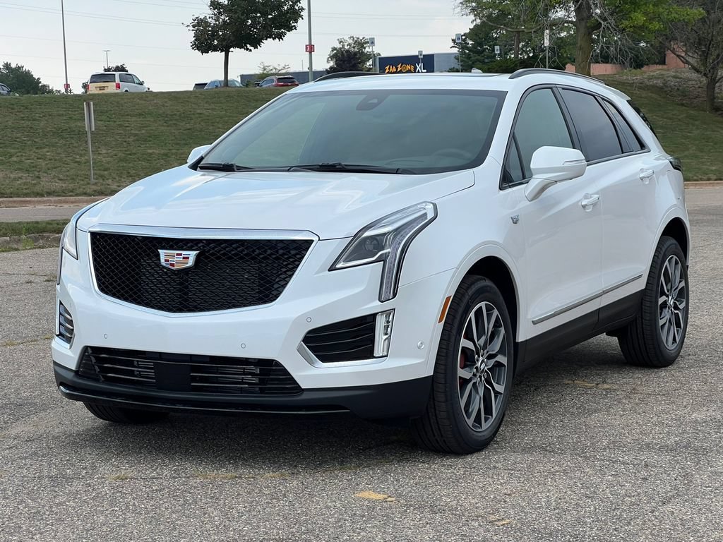 New 2026 Cadillac XT5 Sportv w/ LPO, Floor Liner Package AWD/4WD image 45