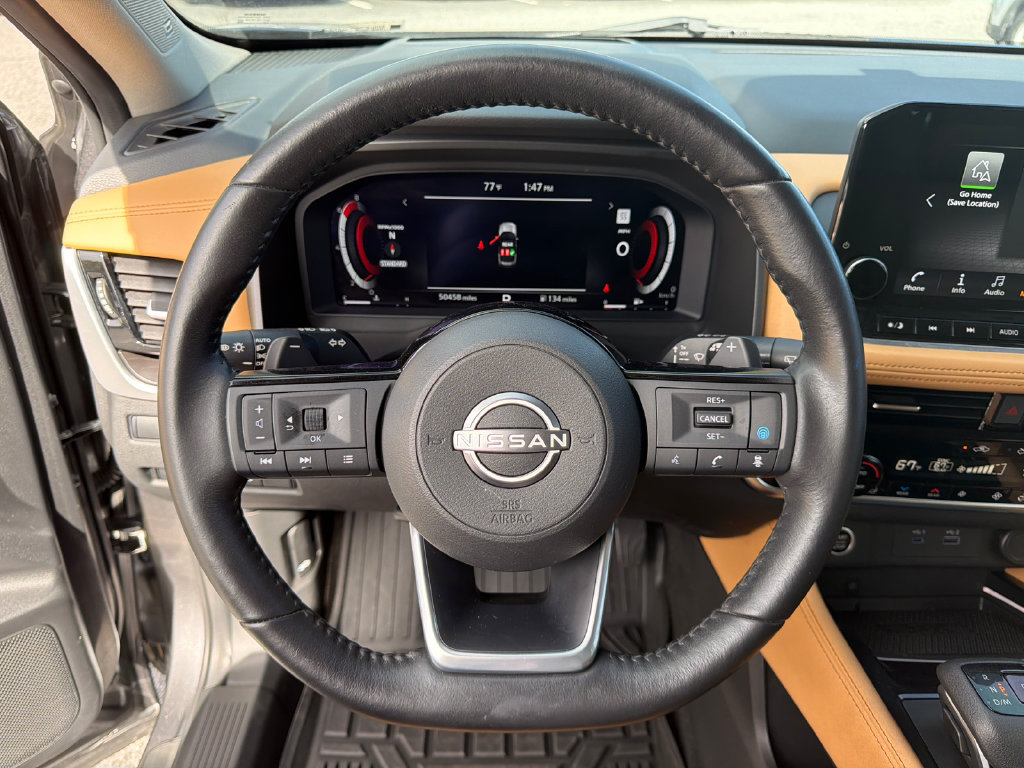 Used 2023 Nissan Rogue Platinum w/ Platinum Premium Package FWD image 25