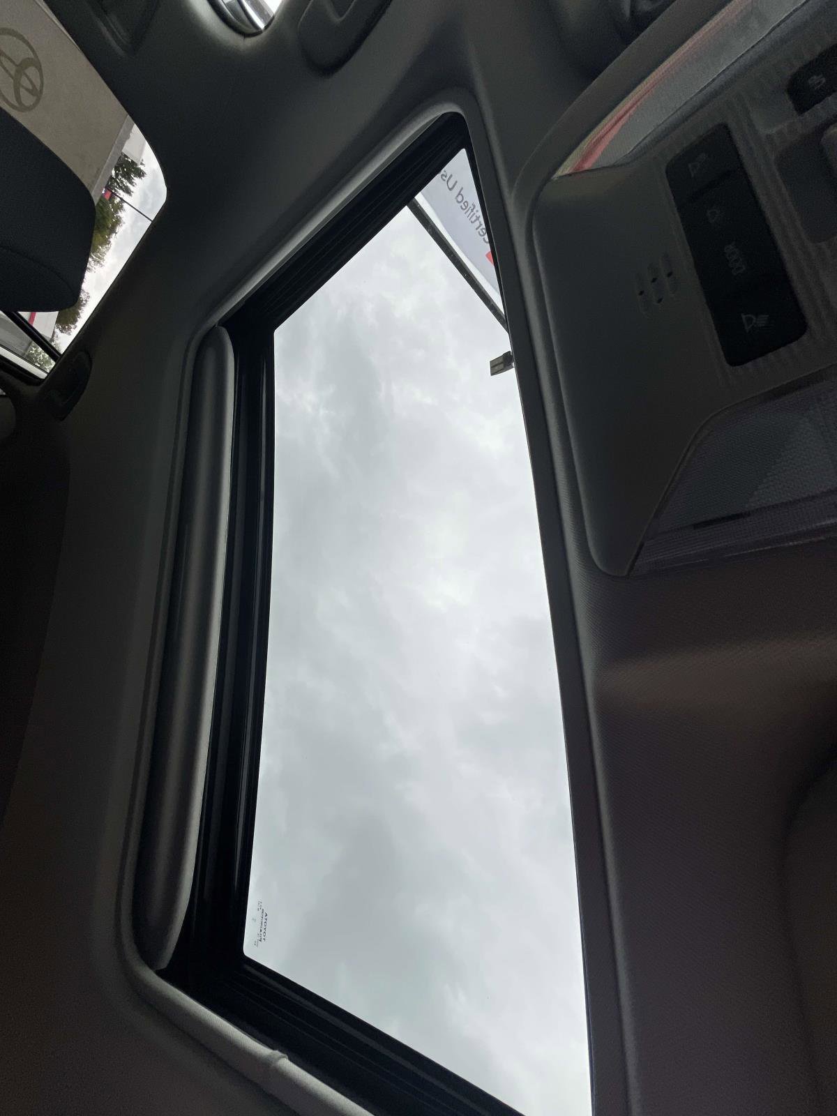 New 2025 Toyota RAV4 XLE w/ Convenience Package image 30