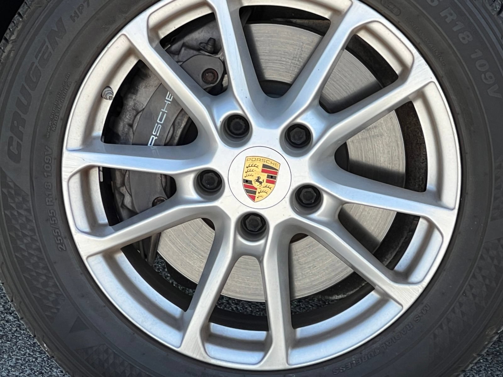 Used 2016 Porsche Cayenne AWD/4WD image 13
