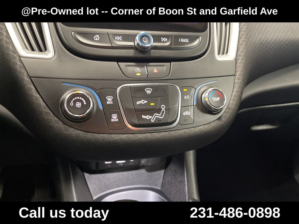 Used 2023 Chevrolet Malibu RS FWD image 19