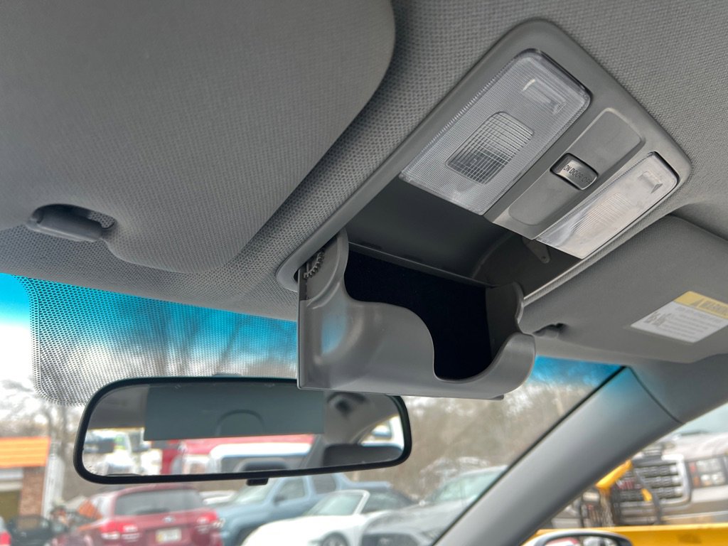 Used 2013 Hyundai Accent GLS image 21