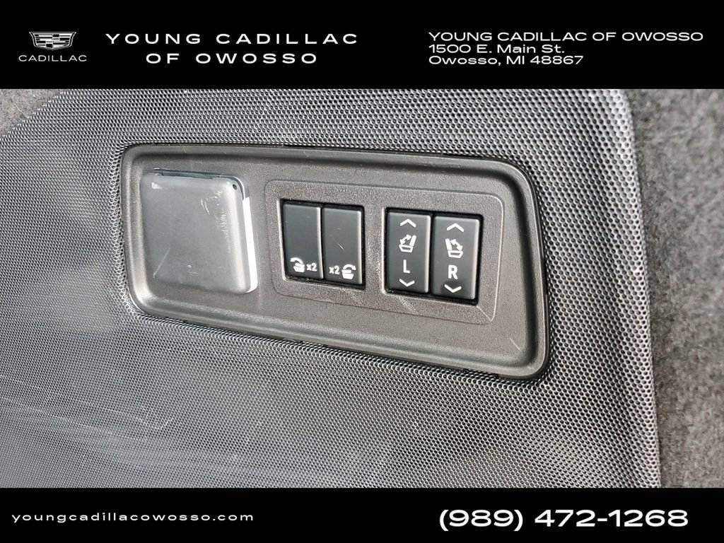 Used 2023 Cadillac Escalade ESV Sport Platinum w/ LPO, ONYX Package AWD/4WD image 34
