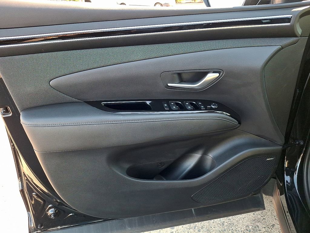 Used 2024 Hyundai Santa Cruz Limited image 12