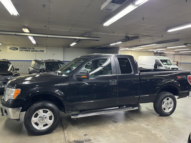 Used 2013 Ford F150 XLT w/ Mid Equipment Group image 4