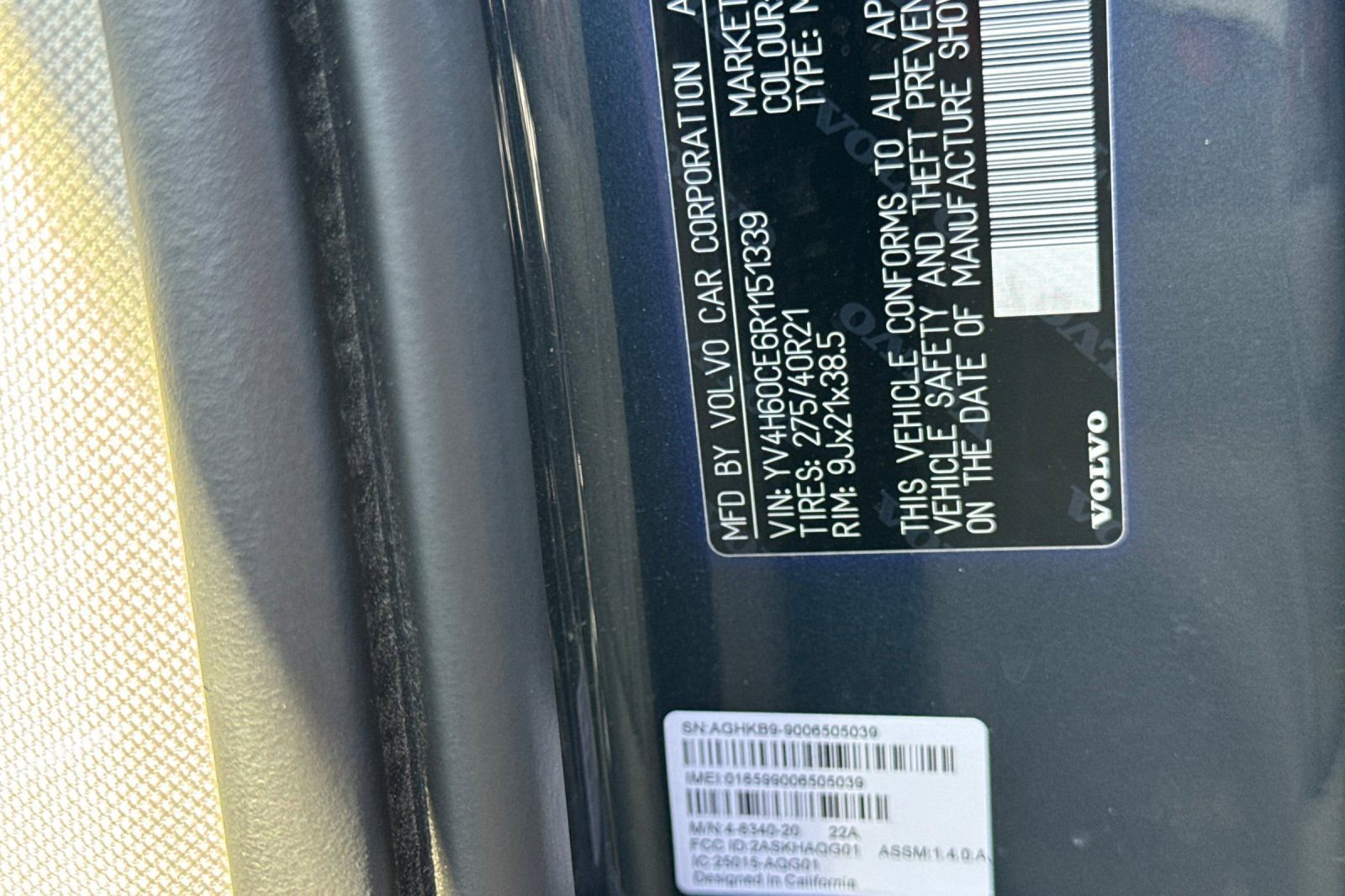 Certified 2024 Volvo XC90 T8 Plus w/ Protection Package Premier image 32