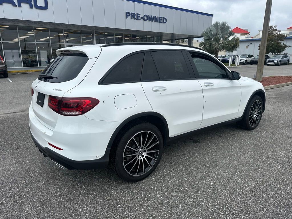 Used 2022 Mercedes-Benz GLC 300 4MATIC image 3