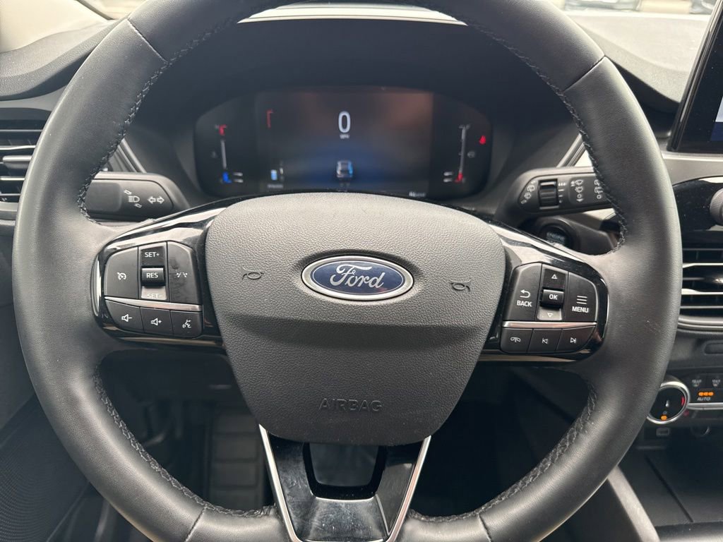 Used 2024 Ford Escape Active AWD/4WD image 11