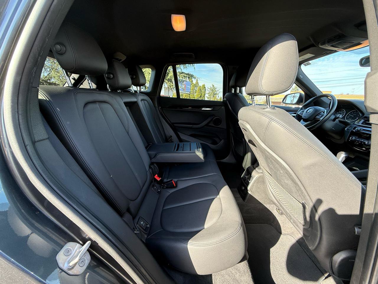 Used 2017 BMW X1 xDrive28i AWD/4WD image 10