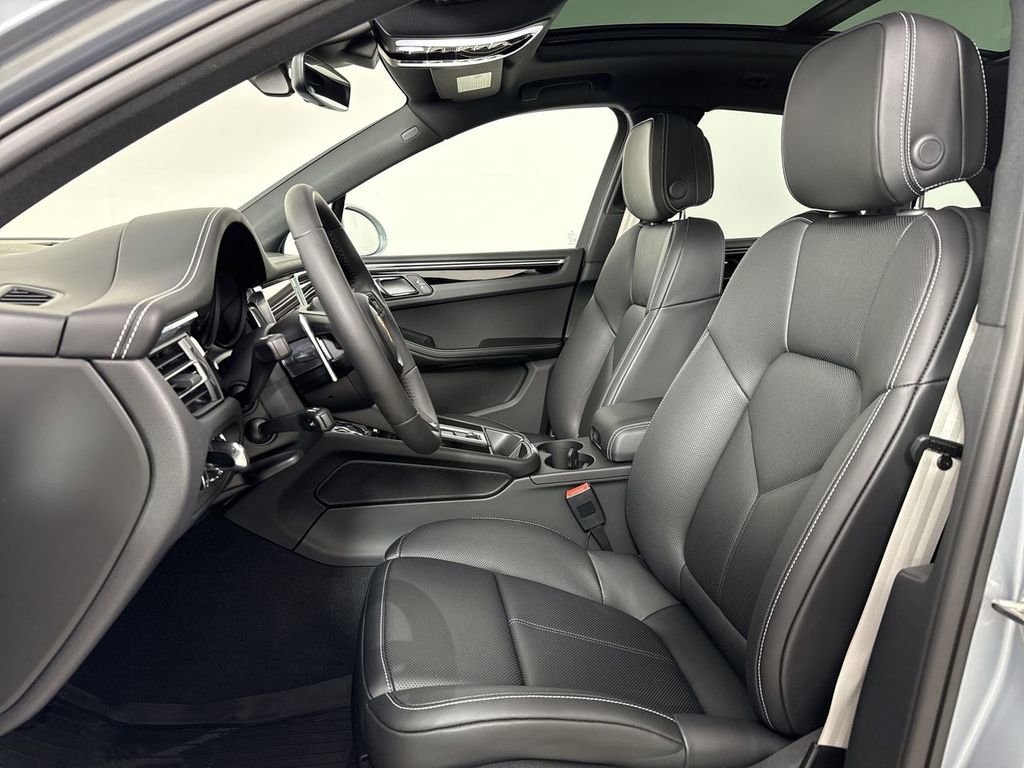 New 2026 Porsche Macan S AWD/4WD image 5