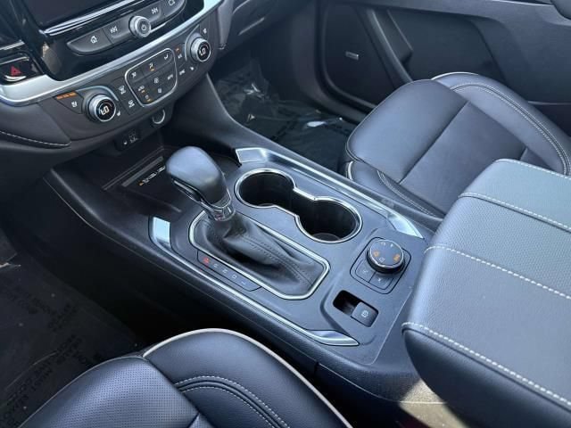 Used 2023 Chevrolet Traverse Premier w/ Redline Edition AWD/4WD image 35