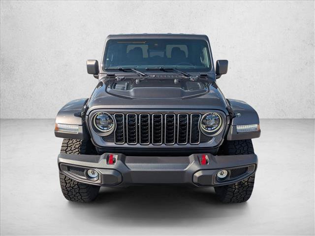 Used 2025 Jeep Gladiator Rubicon w/ Convenience Group AWD/4WD image 2