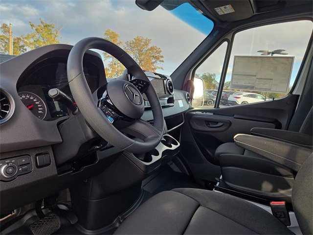 New 2026 Mercedes-Benz Sprinter 2500 image 17
