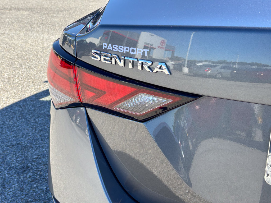 Used 2025 Nissan Sentra S FWD image 13