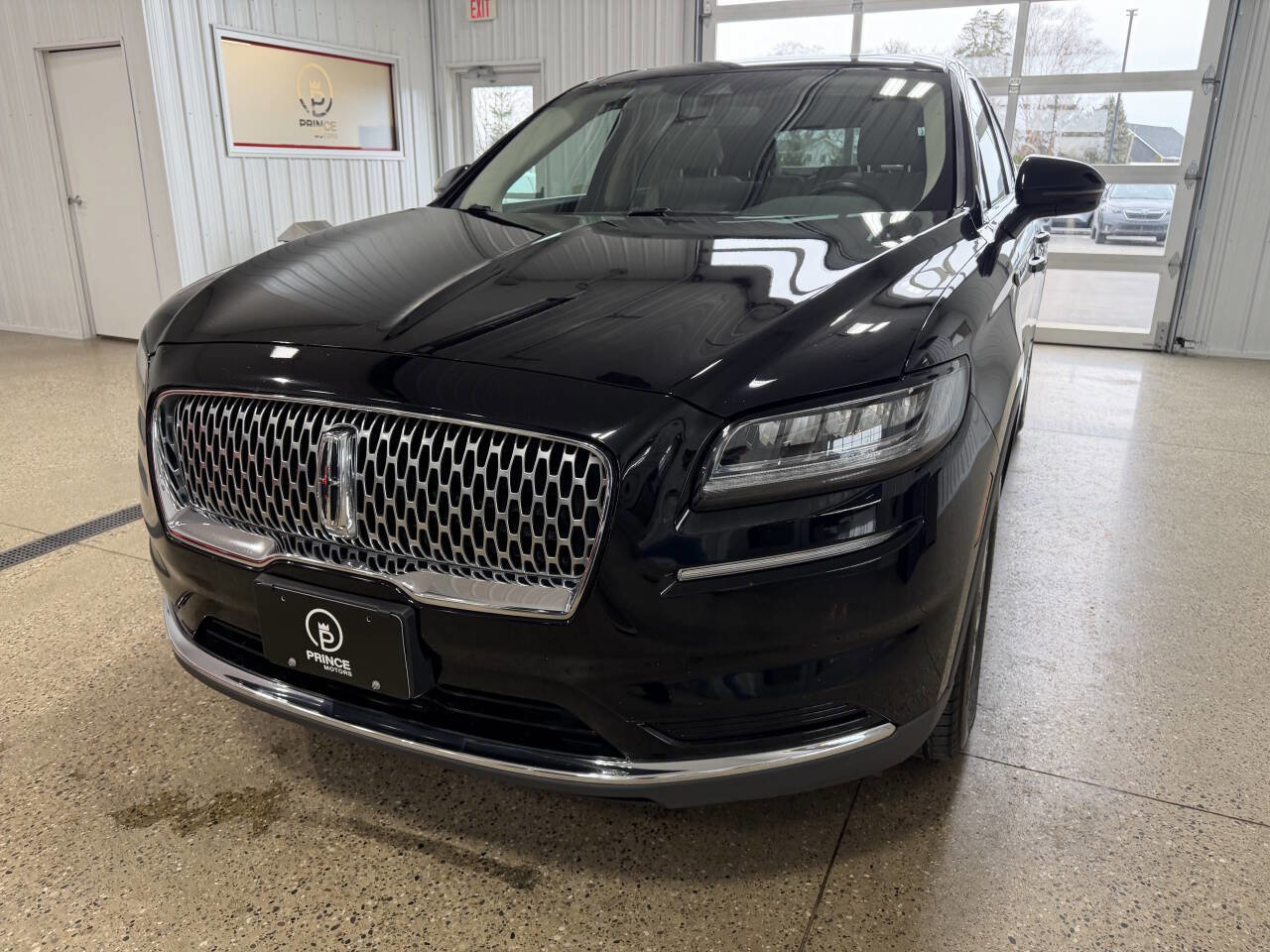 Used 2021 Lincoln Nautilus Reserve image 6