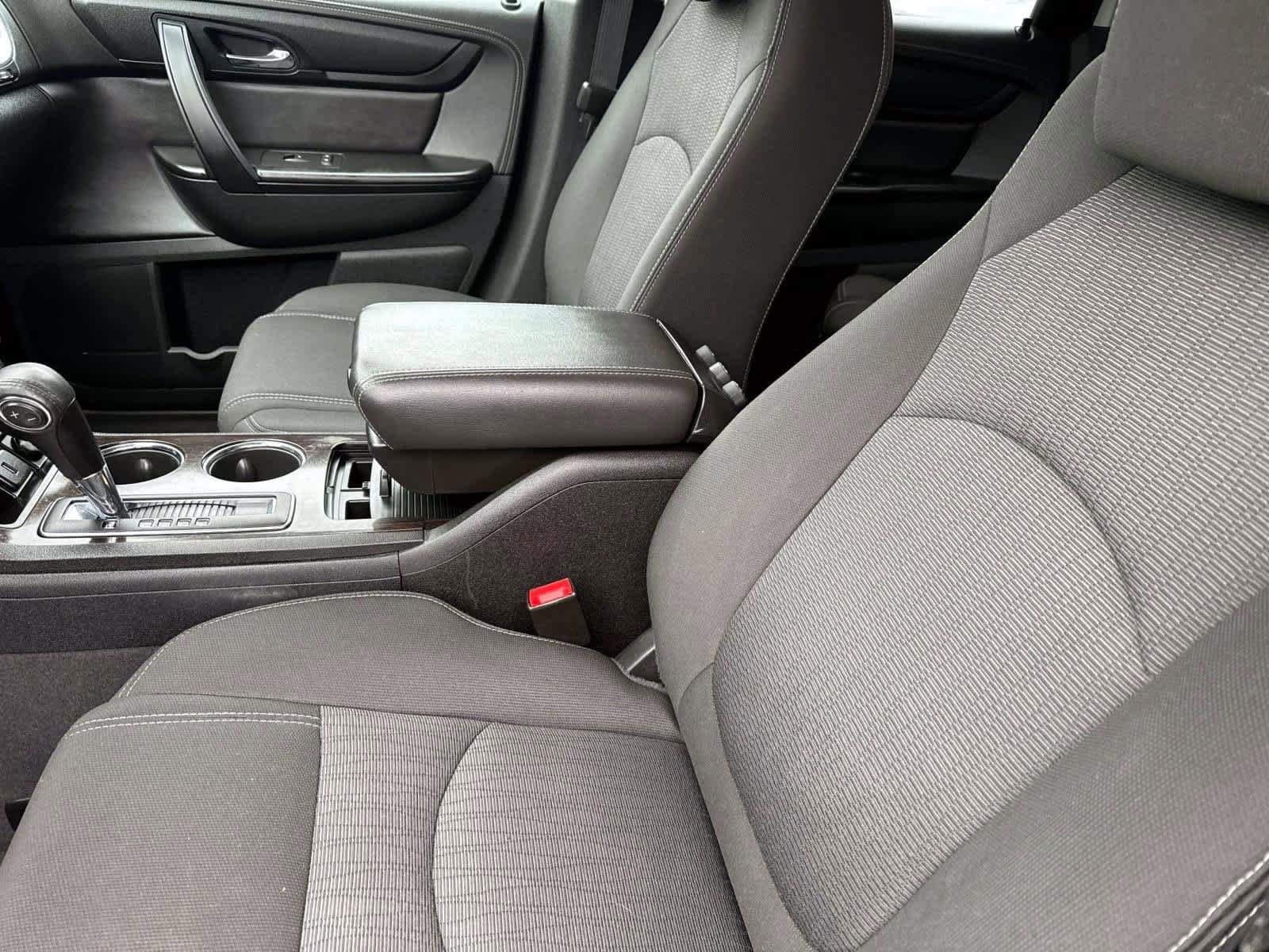 Used 2017 Chevrolet Traverse LT AWD/4WD image 17