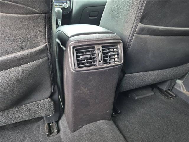Used 2016 Nissan Rogue SL AWD/4WD image 17